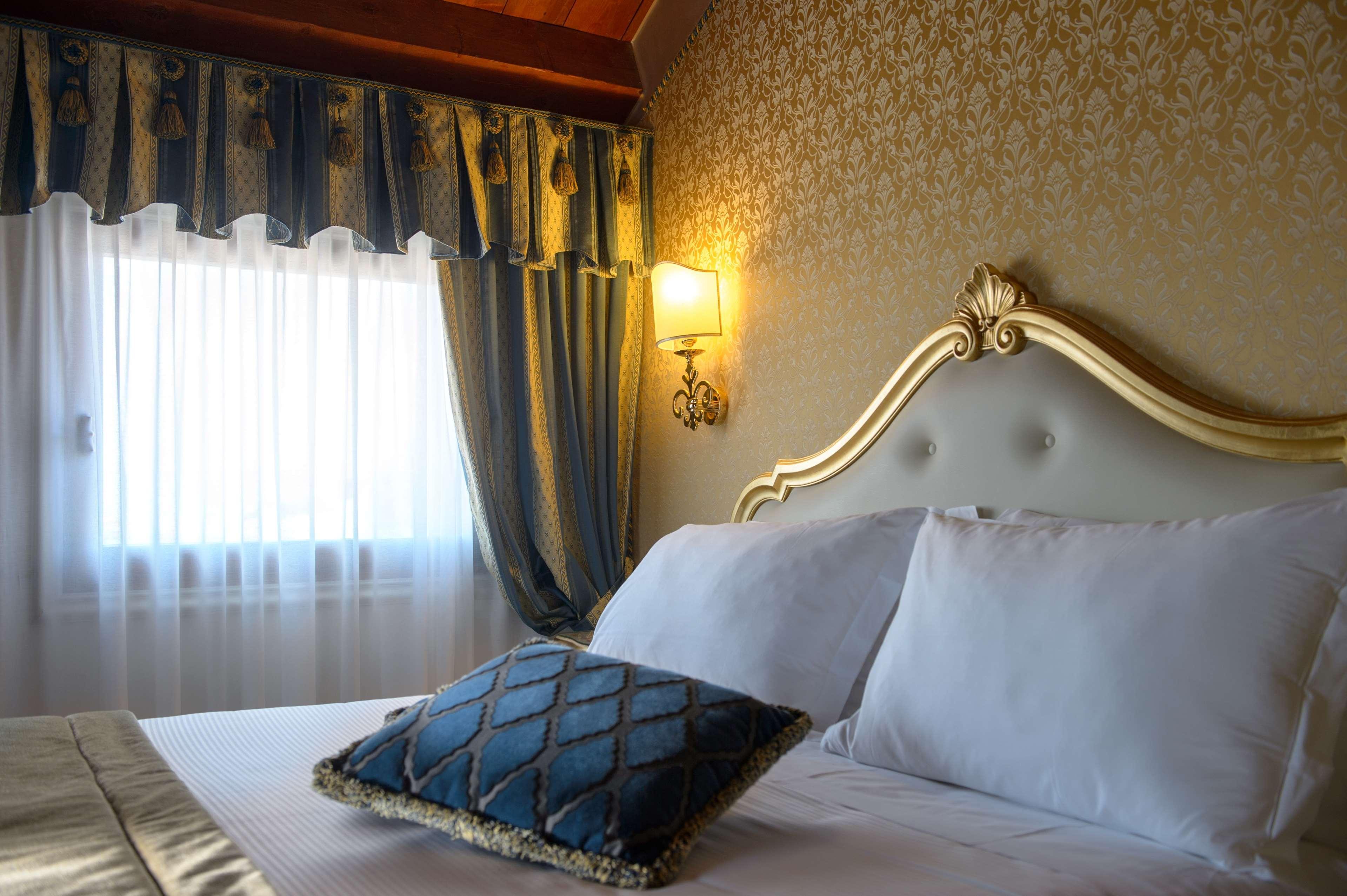 Olimpia Venice, Bw Signature Collection Venezia