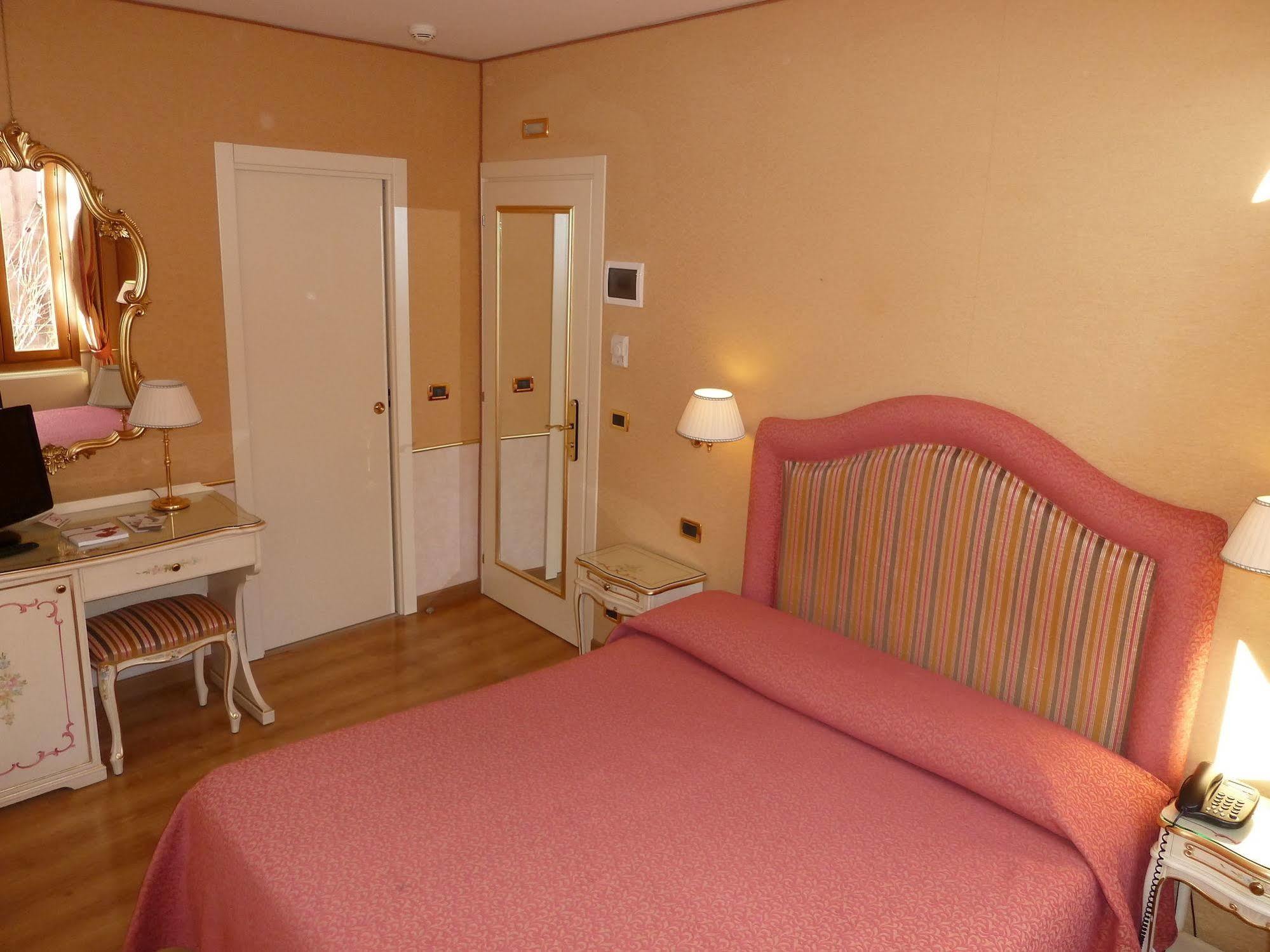Olimpia Venice, Bw Signature Collection Hotel